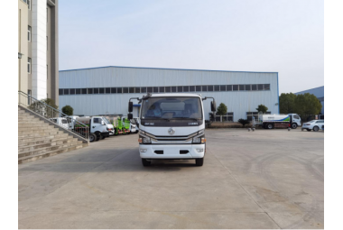 Dongfeng 10000L  water truck（EURO VI）(1)